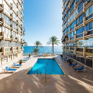 Rentandhomes Beachfront Center Marbella